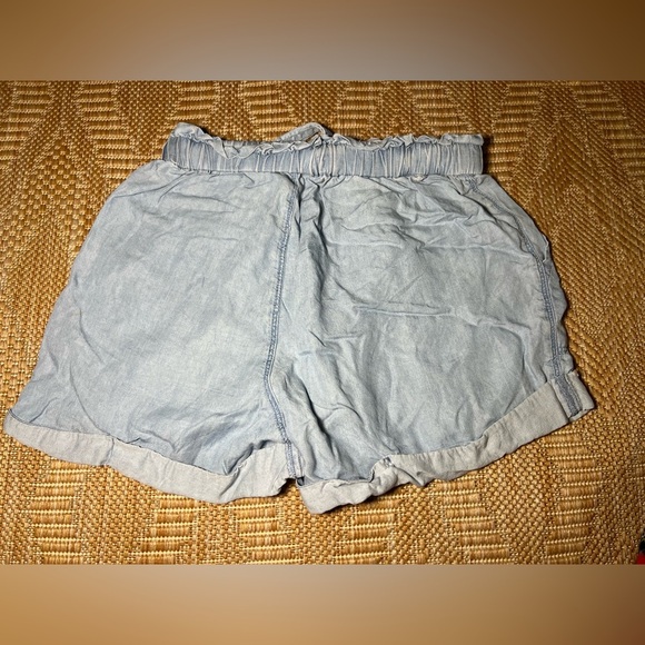 Aerie Women's Paperbag Chambray Light Blue Camp Shorts,Size XS,High Waist - Picture 8 of 8